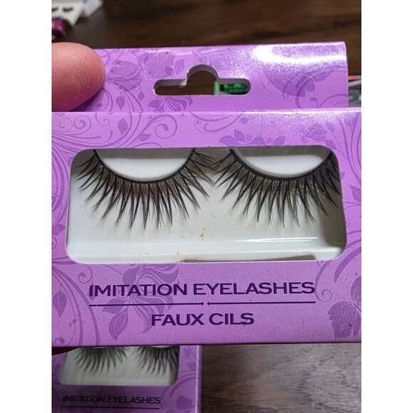Bundle of 3 LA Colored False Mink Women Eyelashes Black - Picture 7 of 16